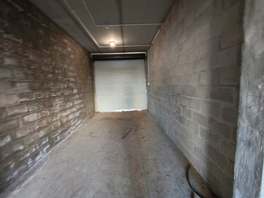 Commercial Property for Sale in Broadlands Western Cape